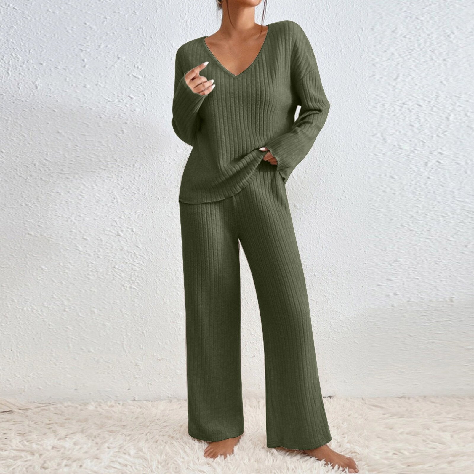 Long Sleeve V-neck Knitted Sunken Stripe Brushed Loose Leisure Suit