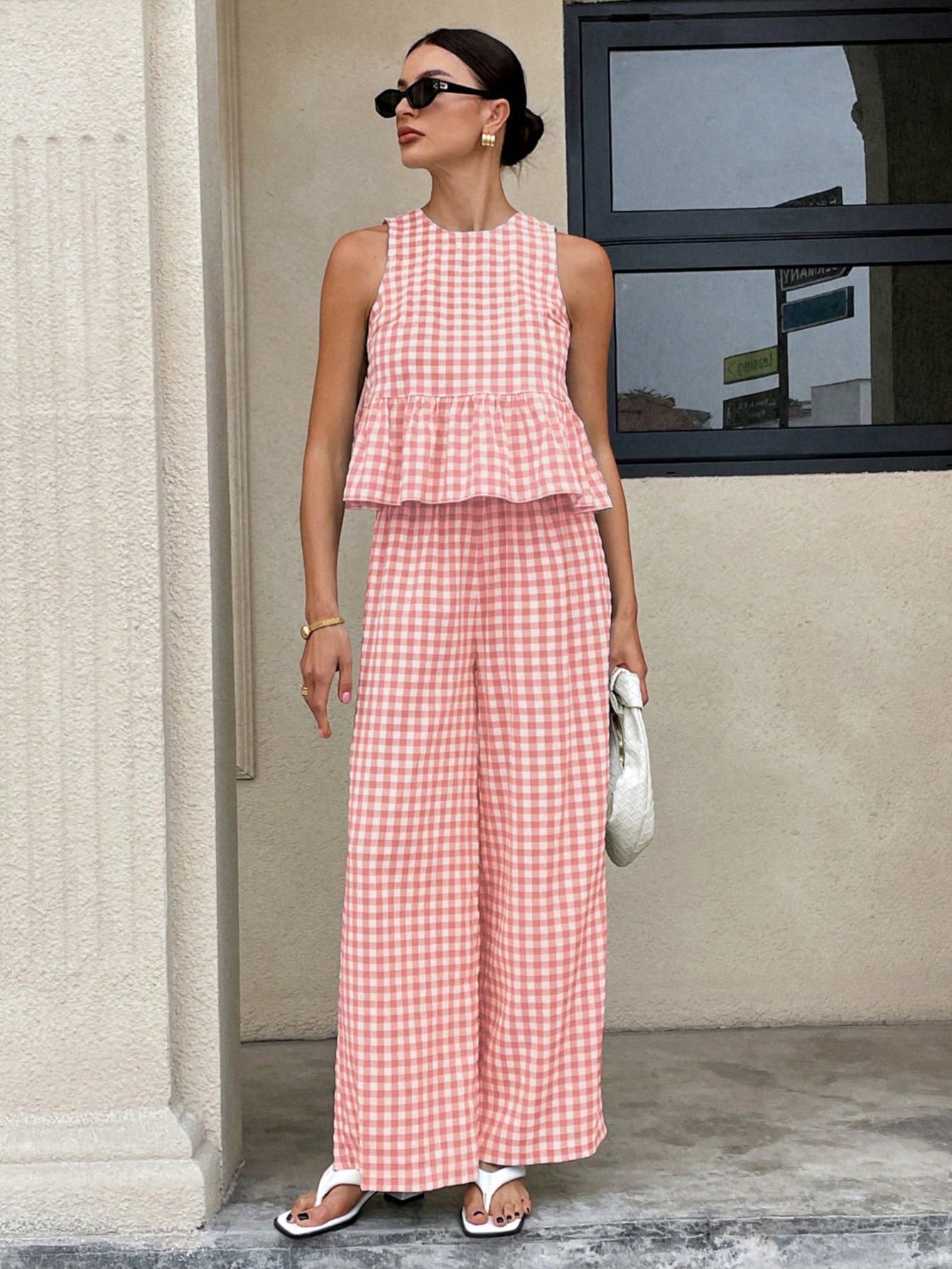 Womens Casual Crew-neck Sleeveless Top With Ruffled Hem And Straight-leg Pants